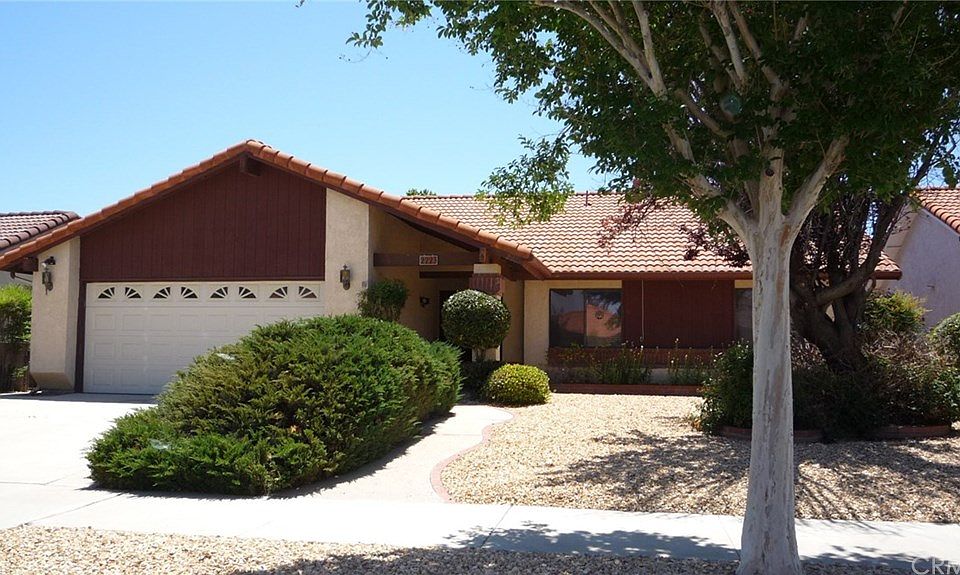 1st image of 2223 Sequoia Dr