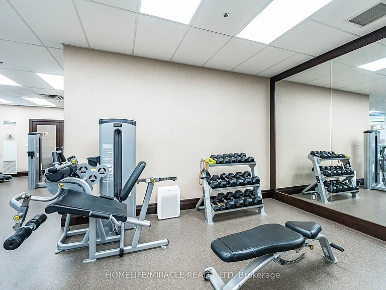 18 Harding Blvd #121 — Photo 46