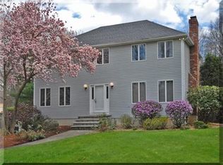 21 Easy St, North Andover, MA 01845