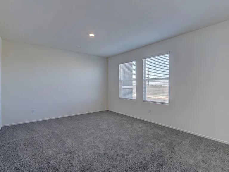 1505 Pamela Springs Ln — Photo 11
