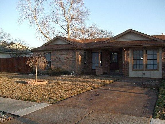 2nd image of 4106 Landmark Dr