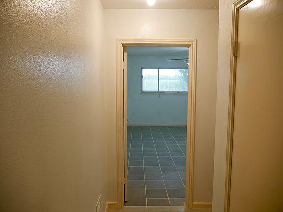 2nd image of 3222 N Park Dr