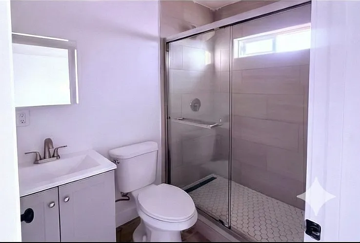 4362 Folsom St #2 — Photo 5