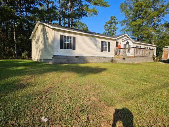 225 Crescent Ct