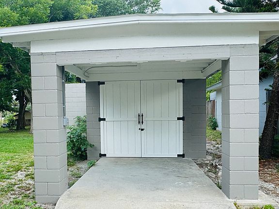 2nd image of 60 Lakeside Ave