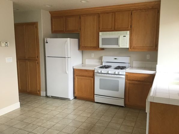 647 McGinnis Cir