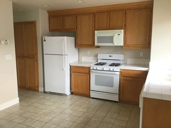 647 McGinnis Cir, Cotati, CA 94931
