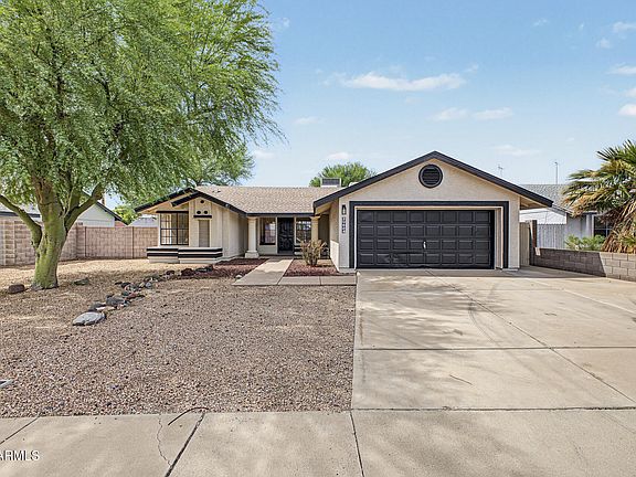 2nd image of 20624 N 3RD Avenue