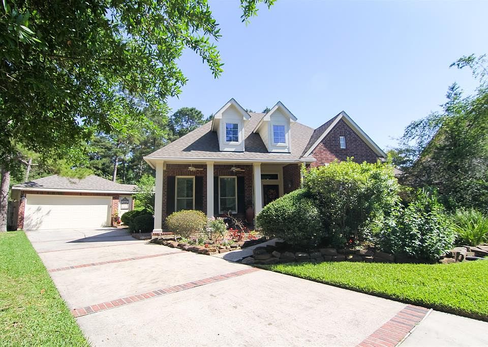 1st image of 7 Melville Glen Pl
