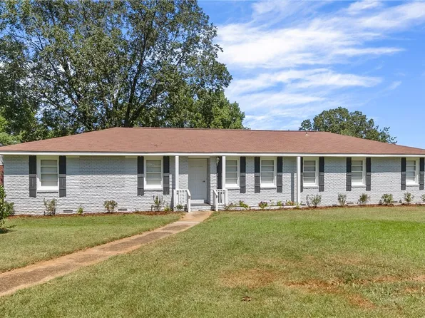 3328 38th St E, Tuscaloosa, AL 35405