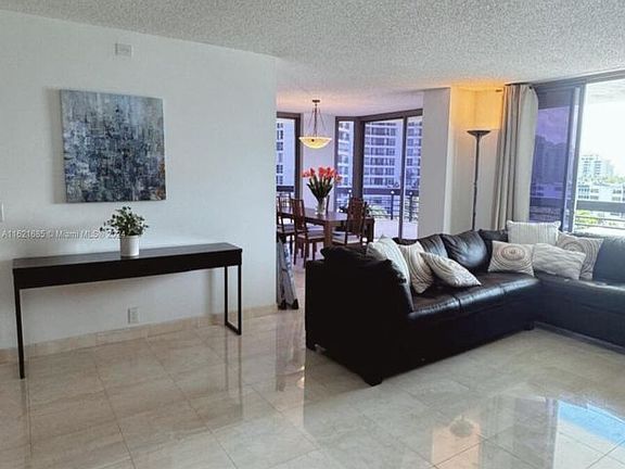 2nd image of 3500 Mystic Pointe Dr APT 701