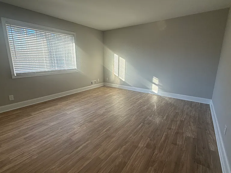 475 Harris Rd #2 — Photo 6