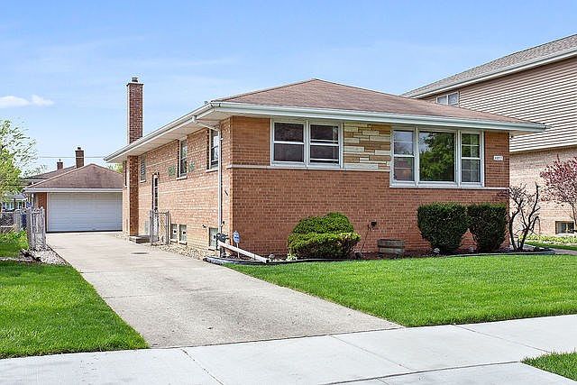 1st image of 4037 W 106th Pl