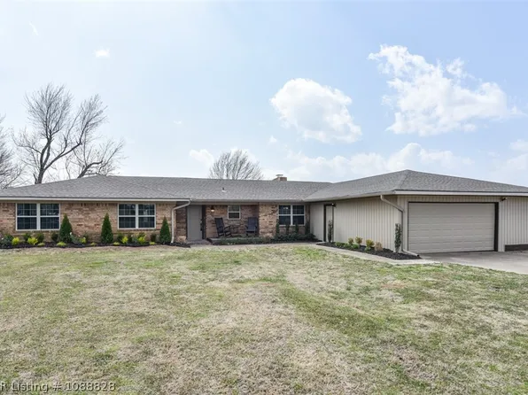 109126 S 4763rd Rd, Roland, OK 74954