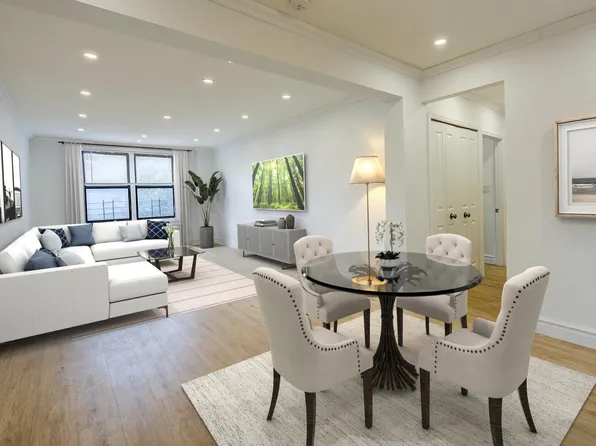 100-25 Queens Boulevard image 1 of 40