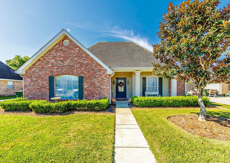1st image of 507 S Moss Dr
