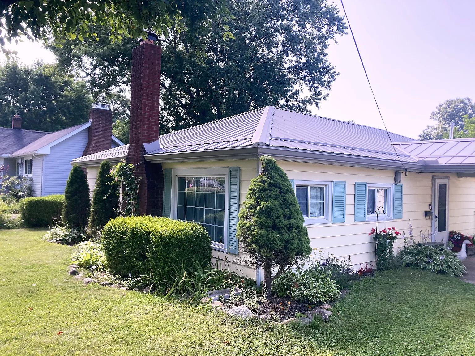 3 bed, 1344 sqft, $1,600 — Photo 1