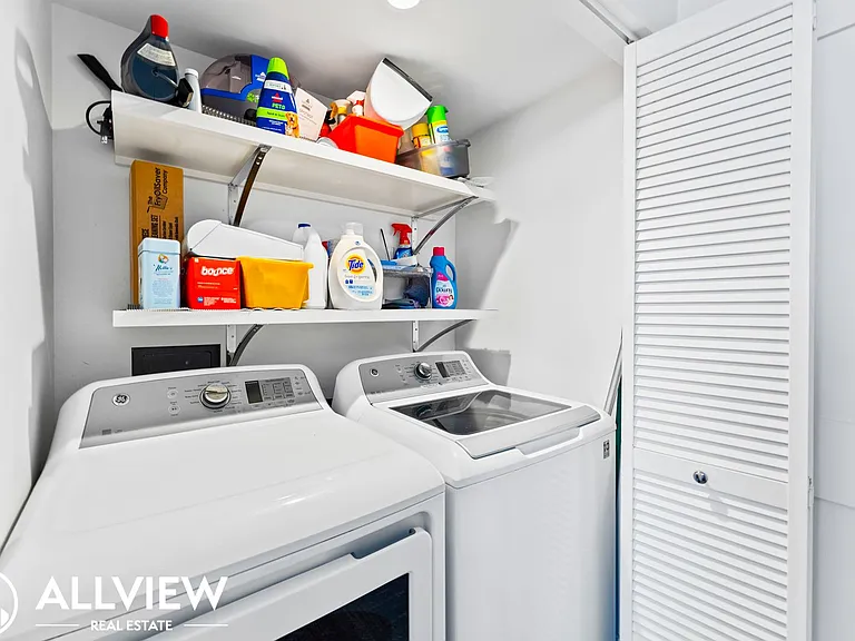 411 1/2 Heliotrope Ave — Photo 40