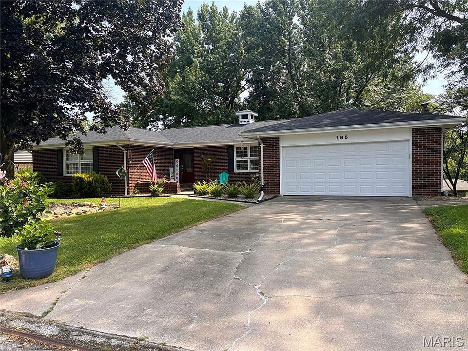1st image of 185 Lake Apollo Dr