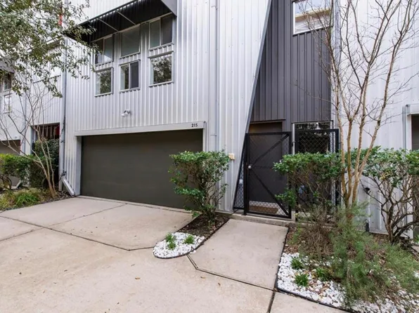 215 W Gray St, Houston, TX 77019