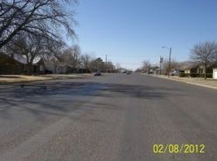 1509 W 11th St, Plainview, TX 79072