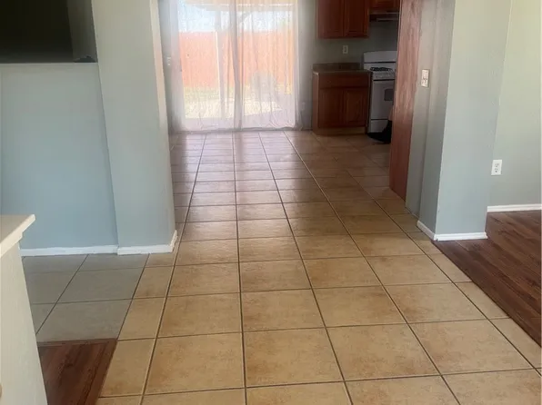 10606 Arlington St, Adelanto, CA 92301