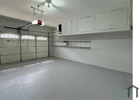 834 Florida St — Photo 16