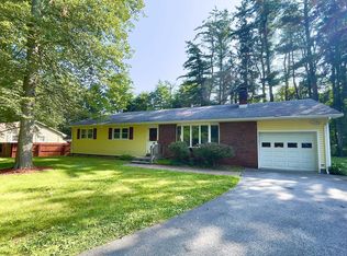 542 Creek Rd, Poughkeepsie, NY 12601