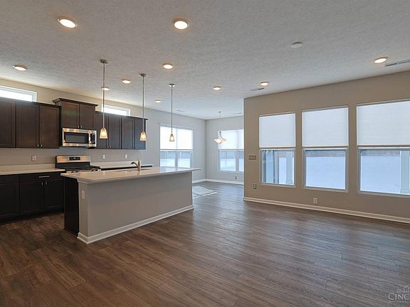 5th image of 1323 Anacapa Ct