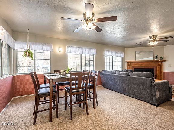 4th image of 2129 E Creek Way