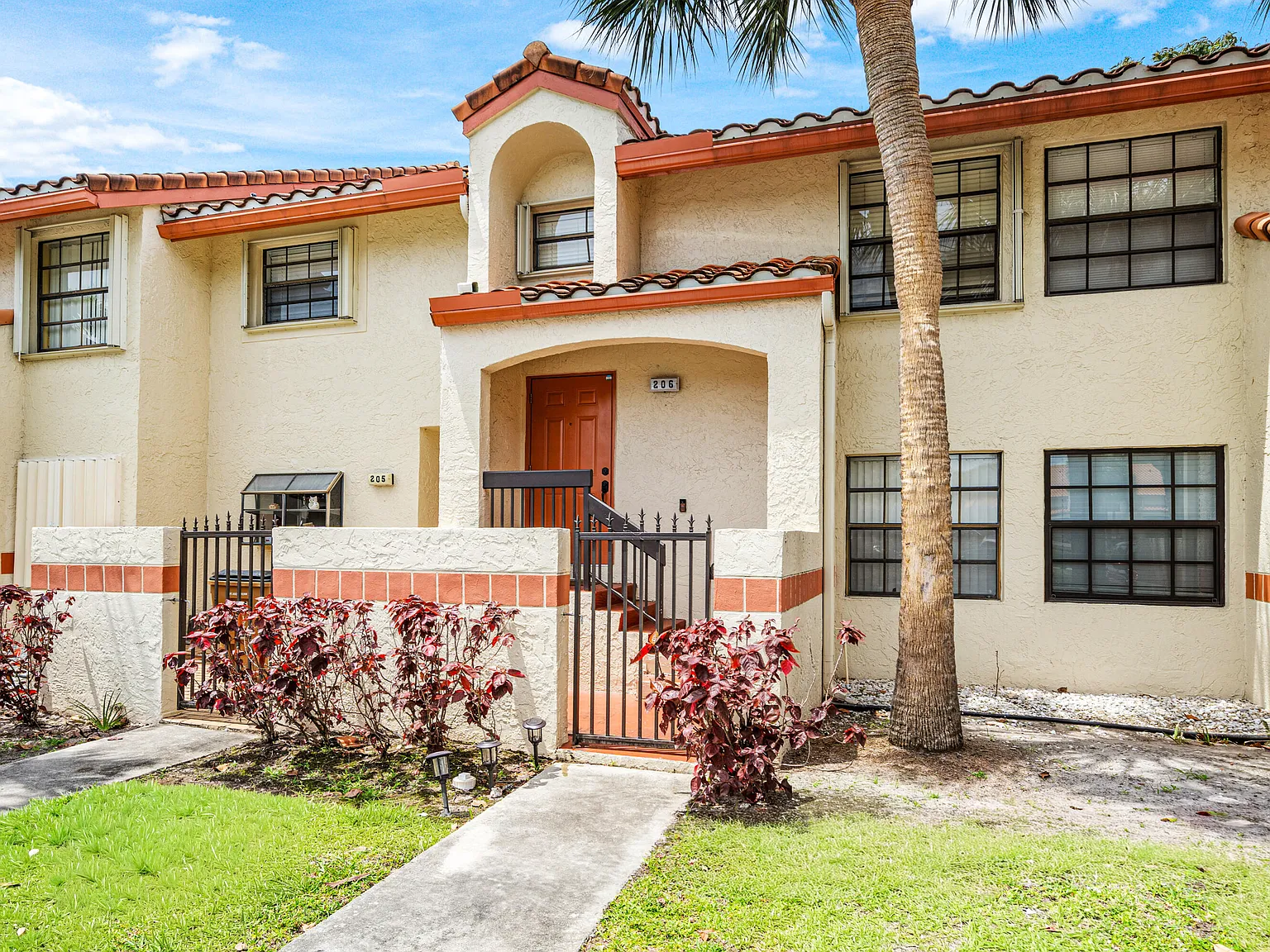 2 bed, 2.0 bath, 1150 sqft, $2,500 — Photo 4