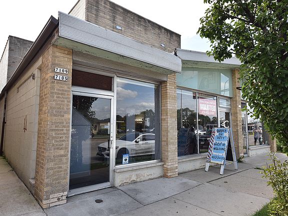 2nd image of 7105 W Capitol Dr #7111