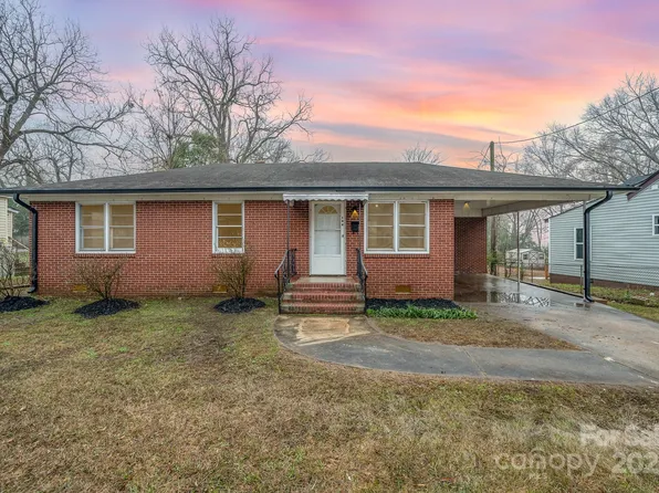 108 White Oak St, Chester, SC 29706