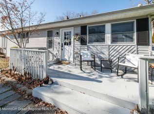 116 Lighthouse Dr, Manahawkin, NJ 08050