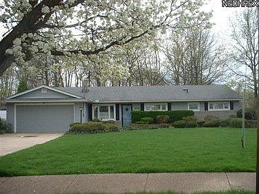 1st image of 27187 Glouchester Dr