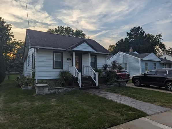572 S 5th Ave, Des Plaines, IL 60016