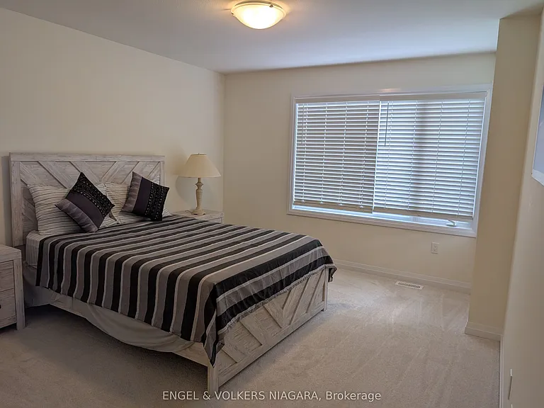 7330 Marvel Dr — Photo 9