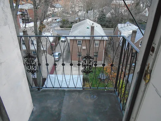 Rented by 18 REALTY | media 44