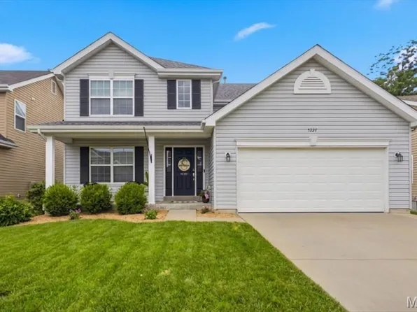 5227 Footpath Ct, Eureka, MO 63025