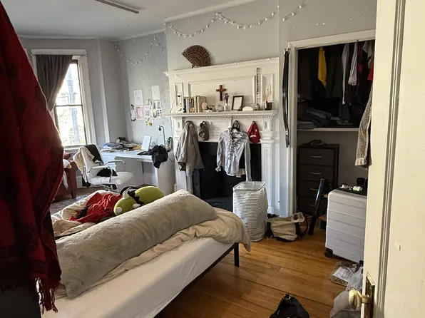 18 Glenville Ave, Allston, MA