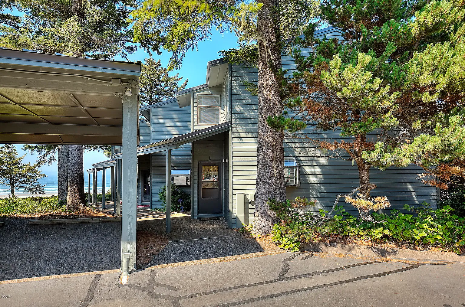 3250 NW Oceanview Dr APT 1 photo 1