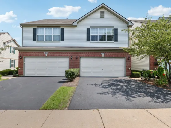 1309 W Black Wolf Rd, Round Lake, IL 60073