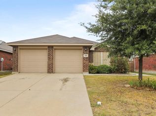 320 Fossil Bridge Dr, Fort Worth, TX 76131