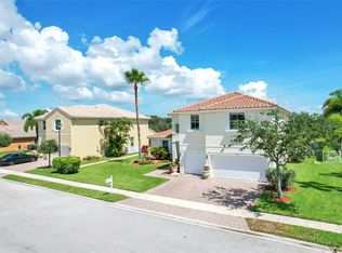 19147 SW 8th St, Hollywood, FL 33029