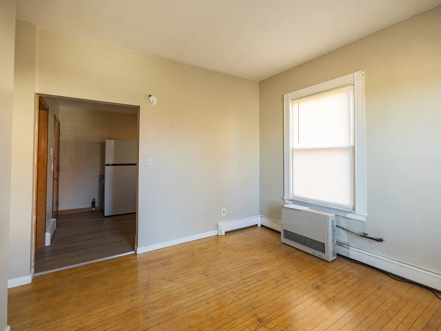 1 bed, $1,050 — Photo 4