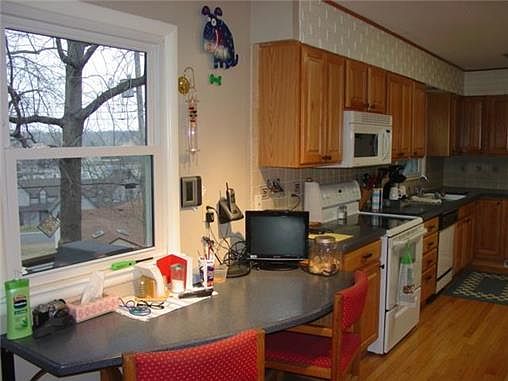5th image of 4928 Rock Creek Ln