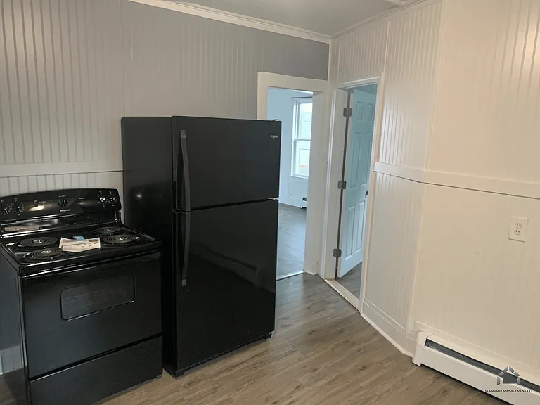 21 Gold St #2 — Photo 3