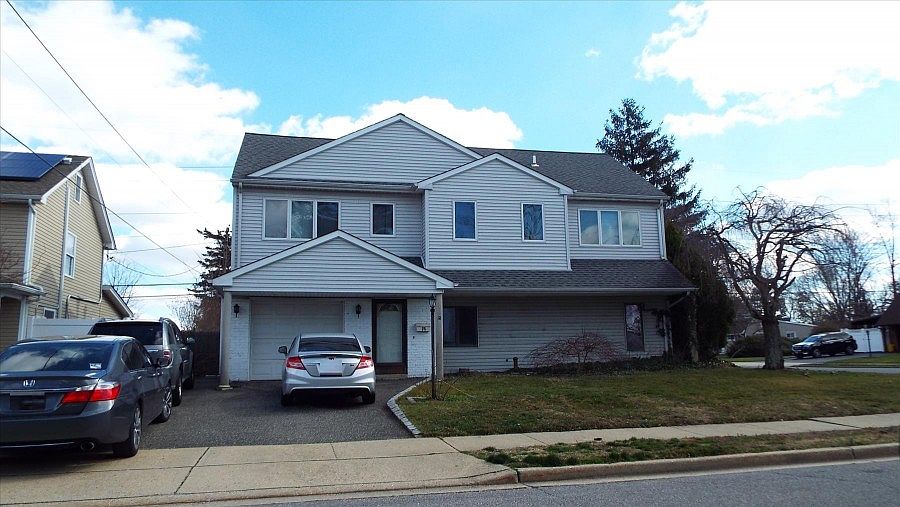 1st image of 71 Bridle Ln