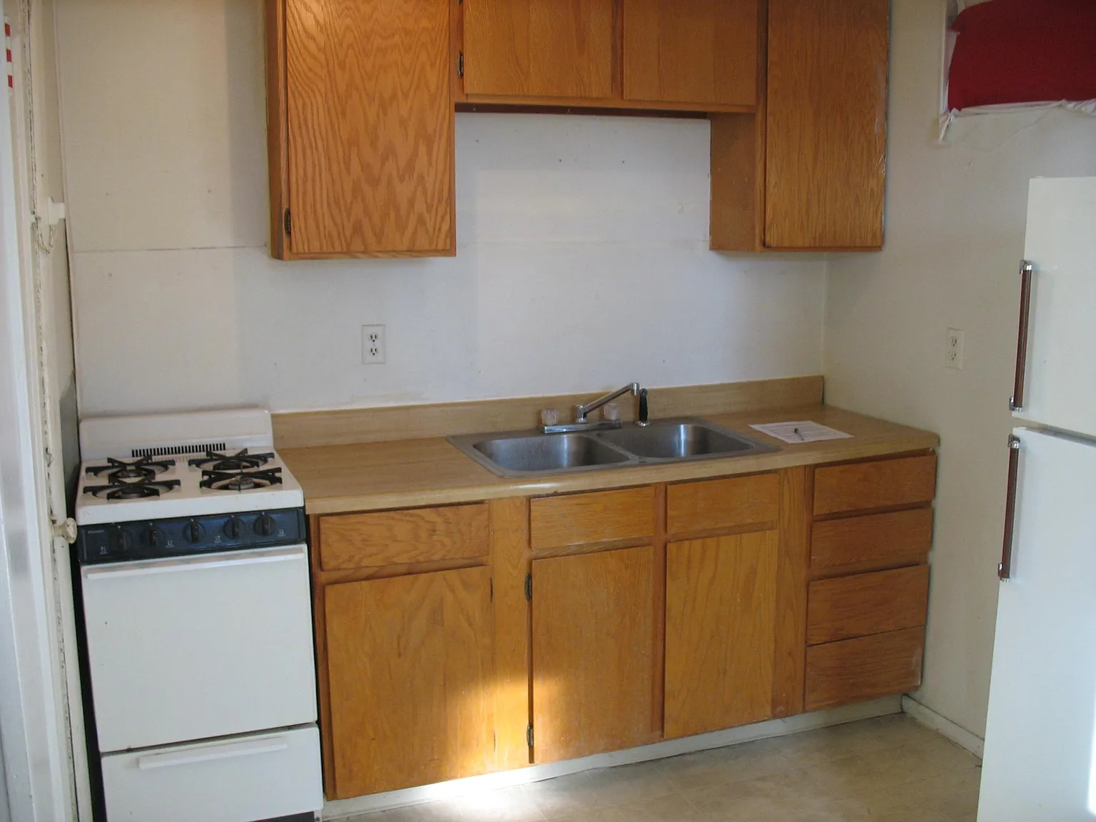 217.5 E Denver St — Photo 2