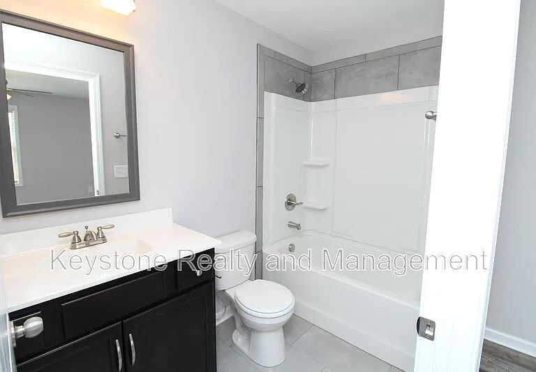 1611 Railton Ct #I — Photo 2